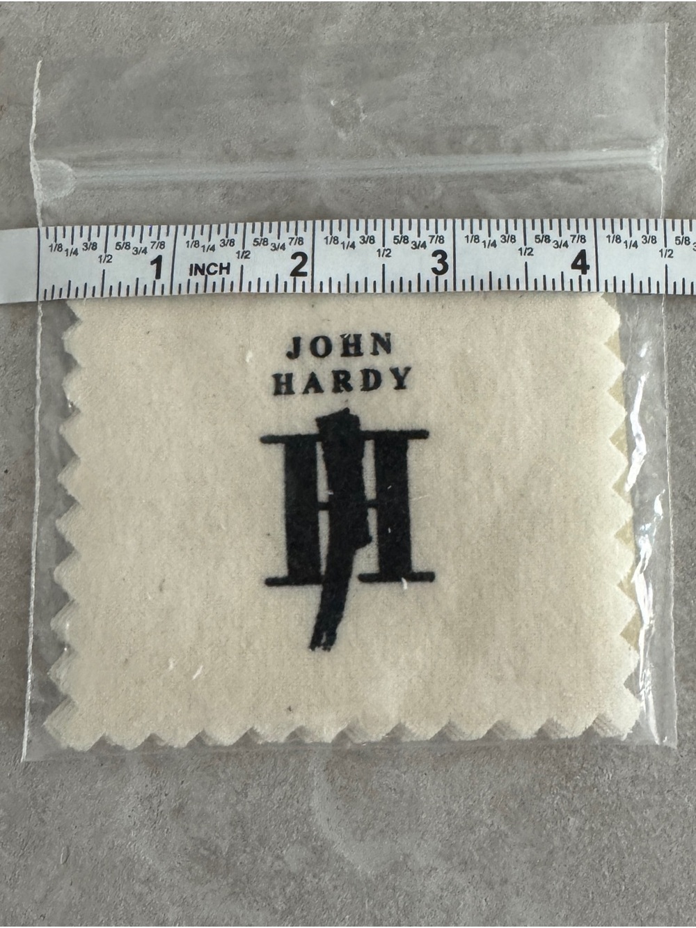 John Hardy Cream 8 Piece Polishing Cloth with John Hardy Logo - Picture 4 of 5